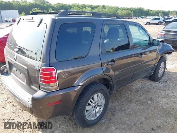 2006 Mercury Mariner Luxury с VIN 4M2YU56196KJ20438, выставлен на аукционе IAAI как лот 42394996 с пробегом 164 564 миль миль и . История ставок и продаж доступна на DreamBid. Изображение 4.