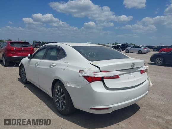 ✅ 2018 Acura TLX • VIN: 19UUB1F32JA000145 • Лот: 42858013. Опубликован ранее на IAAI с пробегом Не указан. Бесплатный доступ к архиву аукционных продаж из США и подробный отчёт об истории автомобиля на DreamBid. Изображение 3.