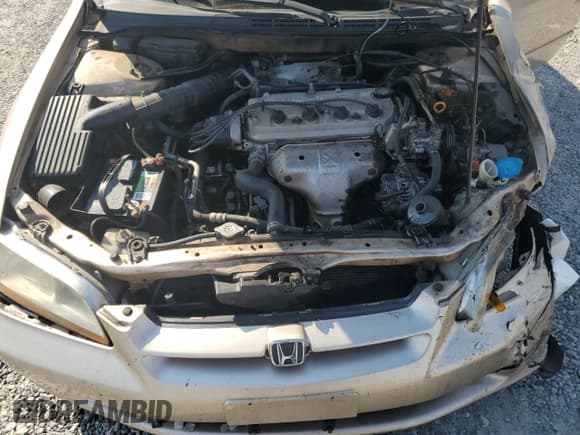 ✅ 2000 Honda Accord EX • VIN: 1HGCG5669YA086014 • Лот: 71929645. Опубликован ранее на Copart с пробегом 212 805 миль. Бесплатный доступ к архиву аукционных продаж из США и подробный отчёт об истории автомобиля на DreamBid. Изображение 11.