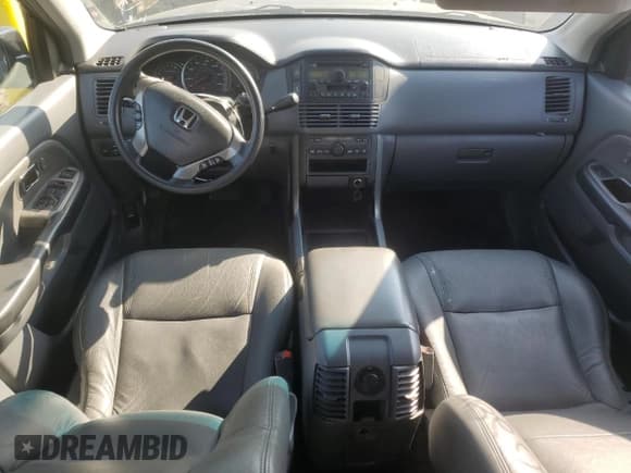 ✅ 2003 Honda Pilot EX • VIN: 2HKYF18433H510459 • Lot: 71502815. Listed on Copart with 138,142 mi. Free auction sales archive from the USA and detailed vehicle history report at DreamBid. Image 8.