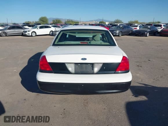 ✅ 2006 Ford Police Interceptor • VIN: 2FAHP71W66X101442 • Lot: 43570578. Wystawiony na IAAI z przebiegiem Nie podano. Bezpłatny archiwum sprzedaży aukcyjnych z USA i szczegółowy raport historii pojazdu na DreamBid. Zdjęcie 16.