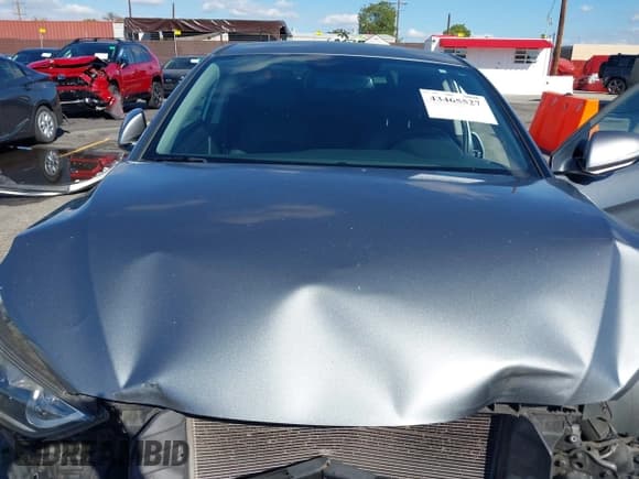 ✅ 2017 Hyundai Elantra Limited • VIN: KMHD84LF2HU194046 • Lot: 43465527. Listed on IAAI with 114,758 mi. Free auction sales archive from the USA and detailed vehicle history report at DreamBid. Image 10.