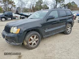 ✅ 2008 Jeep Grand Cherokee Laredo • VIN: 1J8GR48K78C185149 • Лот: 93755085. Опубликован ранее на Copart с пробегом 209 988 миль. Бесплатный доступ к архиву аукционных продаж из США и подробный отчёт об истории автомобиля на DreamBid. Изображение 1.