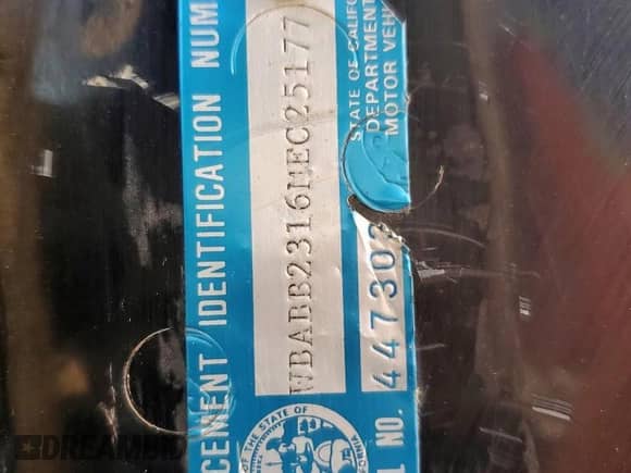 1991 BMW 3 Series z VIN WBABB2316MEC25177, wystawiony jako Copart lot #57317225 z przebiegiem 220 252 mil mil oraz Czysty tytuł • Clean title. Historia ofert i sprzedaży dostępna na DreamBid. Obrazek 13.