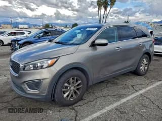 ✅ 2017 Kia Sorento LX • VIN: 5XYPG4A54HG194808 • Lot: 93668245. Listed on Copart with 123,368 mi. Free auction sales archive from the USA and detailed vehicle history report at DreamBid. Image 1.