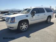 ✅ 2010 Cadillac Escalade ESV Premium • VIN: 1GYUCJEF8AR150540 • Лот: 68021174. Опубликован ранее на Copart с пробегом 161 670 миль. Бесплатный доступ к архиву аукционных продаж из США и подробный отчёт об истории автомобиля на DreamBid. Изображение 1.