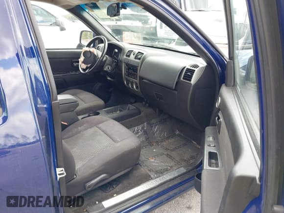 ✅ 2012 Chevrolet Colorado • VIN: 1GCDSDF92C8100714 • Lot: 41803531. Wystawiony na IAAI z przebiegiem 95 910 mil. Bezpłatny archiwum sprzedaży aukcyjnych z USA i szczegółowy raport historii pojazdu na DreamBid. Zdjęcie 5.