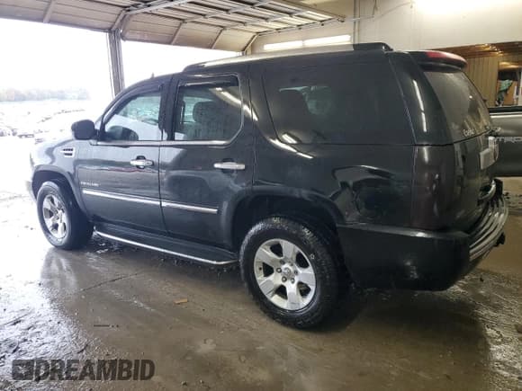 ✅ 2012 Cadillac Escalade Luxury • VIN: 1GYS4BEFXCR149970 • Lot: 90317465. Wystawiony na Copart z przebiegiem 163 385 mil. Bezpłatny archiwum sprzedaży aukcyjnych z USA i szczegółowy raport historii pojazdu na DreamBid. Zdjęcie 2.