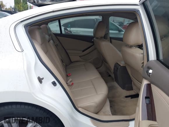 ✅ 2010 Nissan Altima SL • VIN: 1N4AL2AP6AN481935 • Lot: 43160440. Wystawiony na IAAI z przebiegiem Nie podano. Bezpłatny archiwum sprzedaży aukcyjnych z USA i szczegółowy raport historii pojazdu na DreamBid. Zdjęcie 8.