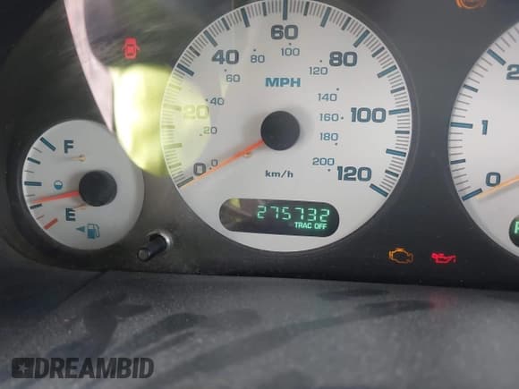 ✅ 2003 Dodge Caravan EX • VIN: 2D4GP74L53R270667 • Lot: 42271242. Listed on IAAI with 275,732 mi. Free auction sales archive from the USA and detailed vehicle history report at DreamBid. Image 14.