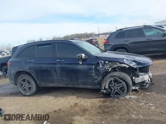 ✅ 2021 Mercedes-Benz GLC 300 • VIN: W1N0G8EB5MF921579 • Лот: 41527535. Опубликован ранее на IAAI с пробегом 56 512 миль. Бесплатный доступ к архиву аукционных продаж из США и подробный отчёт об истории автомобиля на DreamBid. Изображение 12.