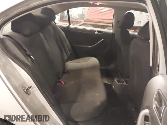 ✅ 2011 Volkswagen Jetta S • VIN: 3VW1K7AJ9BM371833 • Lot: 42840108. Listed on IAAI with 122,270 mi. Free auction sales archive from the USA and detailed vehicle history report at DreamBid. Image 8.