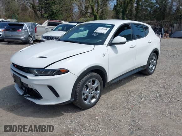 2024 Dodge Hornet R/T с VIN ZACPDFCW8R3A28634, выставлен на аукционе IAAI как лот 42019630 с пробегом 19 029 миль миль и . История ставок и продаж доступна на DreamBid. Изображение 18.