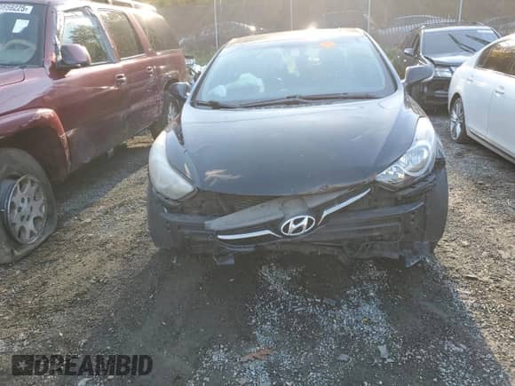 2011 Hyundai Elantra GLS z VIN KMHDH4AE3BU164152, wystawiony jako Copart lot #90817445 z przebiegiem 178 031 mil mil oraz Szkoda całkowita • Salvage title. Historia ofert i sprzedaży dostępna na DreamBid. Obrazek 5.