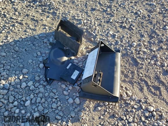 ✅ 2017 Hyundai Elantra Value Edition • VIN: 5NPD84LF4HH057690 • Lot: 96070235. Listed on Copart with 53,403 mi. Free auction sales archive from the USA and detailed vehicle history report at DreamBid. Image 12.