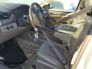 ✅ 2017 Chevrolet Suburban LT • VIN: 1GNSKHKC1HR270992 • Lot: 75316344. Wystawiony na Copart z przebiegiem Nie podano. Bezpłatny archiwum sprzedaży aukcyjnych z USA i szczegółowy raport historii pojazdu na DreamBid. Zdjęcie 7.