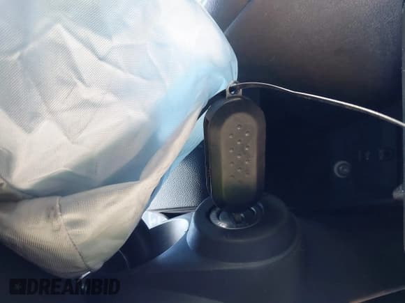 ✅ 2018 Ram ProMaster Cargo • VIN: 3C6URVJG2JE149980 • Lot: 43521702. Listed on IAAI with 442,288 mi. Free auction sales archive from the USA and detailed vehicle history report at DreamBid. Image 11.