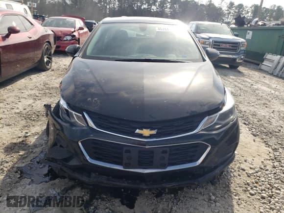 ✅ 2017 Chevrolet Cruze LT • VIN: 3G1BE6SM7HS558339 • Lot: 40263893. Listed on Copart with 61,973 mi. Free auction sales archive from the USA and detailed vehicle history report at DreamBid. Image 5.