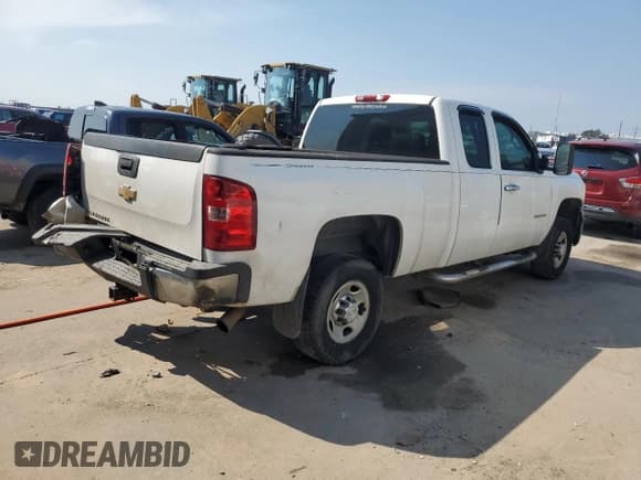 ✅ 2010 Chevrolet Silverado 1500 • VIN: 1GC5CVBG2AZ182169 • Лот: 68931565. Опубликован ранее на Copart с пробегом 328 881 миль. Бесплатный доступ к архиву аукционных продаж из США и подробный отчёт об истории автомобиля на DreamBid. Изображение 3.