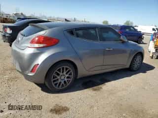 2015 Hyundai Veloster RE:FLEX z VIN KMHTC6AD1FU223864, wystawiony jako Copart lot #90631605 z przebiegiem 178 638 mil mil oraz Czysty tytuł • Clean title. Historia ofert i sprzedaży dostępna na DreamBid. Obrazek 3.