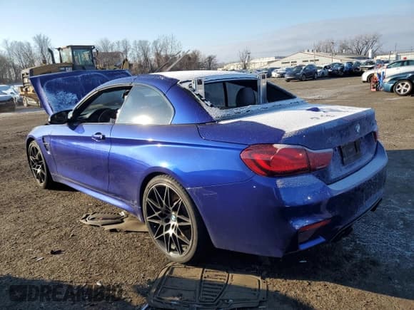 ✅ 2020 BMW M4 • VIN: WBS4Z9C02L5N23947 • Lot: 88338875. Listed on Copart with 77,516 mi. Free auction sales archive from the USA and detailed vehicle history report at DreamBid. Image 2.
