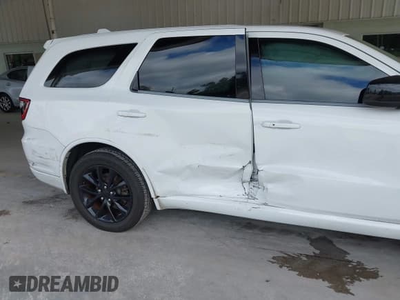 ✅ 2018 Dodge Durango SXT • VIN: 1C4RDHAG9JC385046 • Lot: 43334508. Listed on IAAI with 171,952 mi. Free auction sales archive from the USA and detailed vehicle history report at DreamBid. Image 6.