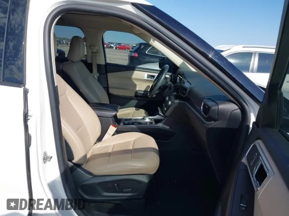 ✅ 2020 Ford Explorer XLT • VIN: 1FMSK7DHXLGA61794 • Лот: 43496411. Опубликован ранее на IAAI с пробегом 119 641 миль. Бесплатный доступ к архиву аукционных продаж из США и подробный отчёт об истории автомобиля на DreamBid. Изображение 5.