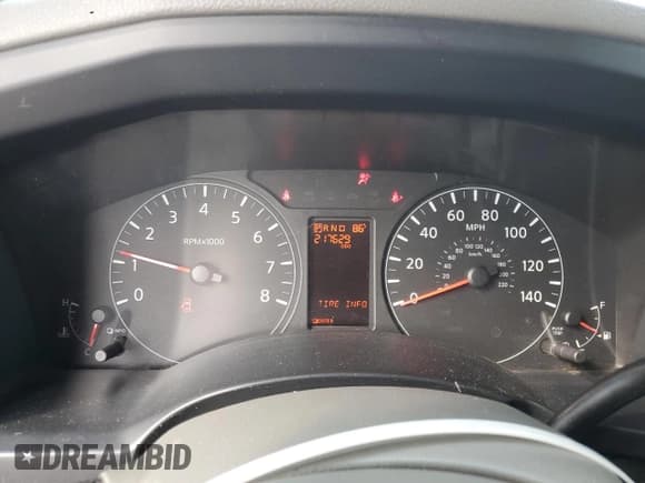 ✅ 2015 Nissan NV Cargo SL • VIN: 1N6AF0KY4FN803974 • Lot: 69755115. Wystawiony na Copart z przebiegiem 217 629 mil. Bezpłatny archiwum sprzedaży aukcyjnych z USA i szczegółowy raport historii pojazdu na DreamBid. Zdjęcie 9.