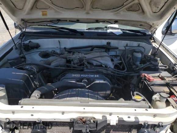 ✅ 2002 Toyota Tundra SR5 • VIN: 5TBRN34112S228918 • Lot: 57770035. Listed on Copart with 208,285 mi. Free auction sales archive from the USA and detailed vehicle history report at DreamBid. Image 11.