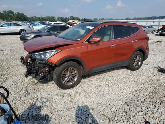 ✅ 2017 Hyundai Santa Fe 2.4L • VIN: 5XYZUDLB2HG433633 • Лот: 64371173. Опубликован ранее на Copart с пробегом 84 811 миль. Бесплатный доступ к архиву аукционных продаж из США и подробный отчёт об истории автомобиля на DreamBid. Изображение 1.