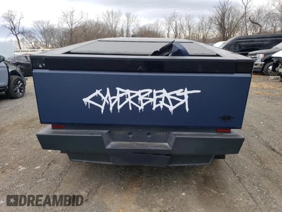 ✅ 2024 Tesla Cybertruck Cyberbeast • VIN: 7G2CEHEE3RA013268 • Lot: 58946395. Wystawiony na Copart z przebiegiem 4 869 mil. Bezpłatny archiwum sprzedaży aukcyjnych z USA i szczegółowy raport historii pojazdu na DreamBid. Zdjęcie 6.