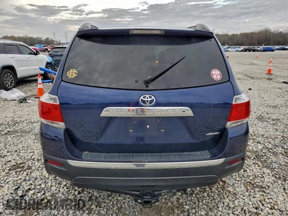 ✅ 2013 Toyota Highlander Plus • VIN: 5TDBK3EH2DS258770 • Lot: 94926115. Listed on Copart with 271,756 mi. Free auction sales archive from the USA and detailed vehicle history report at DreamBid. Image 6.