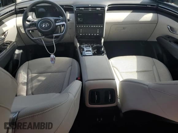 ✅ 2022 Hyundai Tucson Limited • VIN: 5NMJE3AE8NH105829 • Lot: 61101723. Wystawiony na Copart z przebiegiem 3 419 mil. Bezpłatny archiwum sprzedaży aukcyjnych z USA i szczegółowy raport historii pojazdu na DreamBid. Zdjęcie 8.