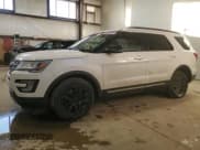 ✅ 2017 Ford Explorer XLT • VIN: 1FM5K8D86HGA49409 • Lot: 93523015. Wystawiony na Copart z przebiegiem 427 400 mil. Bezpłatny archiwum sprzedaży aukcyjnych z USA i szczegółowy raport historii pojazdu na DreamBid. Zdjęcie 1.