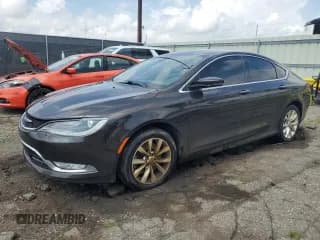 ✅ 2015 Chrysler 200 C • VIN: 1C3CCCCG9FN722095 • Lot: 64855255. Wystawiony na Copart z przebiegiem 76 847 mil. Bezpłatny archiwum sprzedaży aukcyjnych z USA i szczegółowy raport historii pojazdu na DreamBid. Zdjęcie 1.