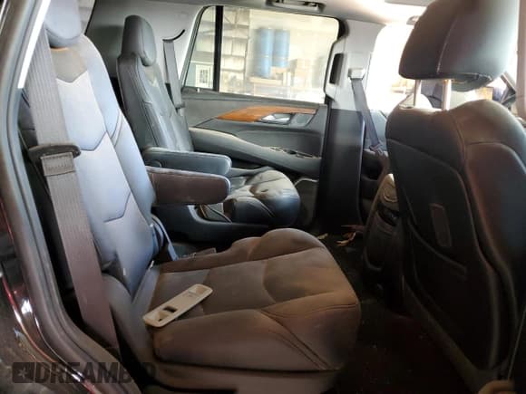 ✅ 2019 Cadillac Escalade Luxury • VIN: 1GYS3BKJ2KR104063 • Lot: 92889105. Wystawiony na Copart z przebiegiem Nie podano. Bezpłatny archiwum sprzedaży aukcyjnych z USA i szczegółowy raport historii pojazdu na DreamBid. Zdjęcie 10.