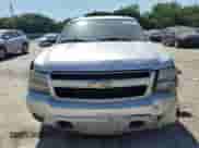 2010 Chevrolet Suburban LT с VIN 1GNUCJE07AR268765, выставлен на аукционе Copart как лот 56486185 с пробегом 237 731 миль миль и Чистый • Clean title. История ставок и продаж доступна на DreamBid. Изображение 5.