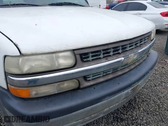 2002 Chevrolet Silverado 1500 с VIN 1GCEC19T92E213938, выставлен на аукционе IAAI как лот 41751336 с пробегом 221 866 миль миль и . История ставок и продаж доступна на DreamBid. Изображение 6.
