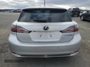 ✅ 2012 Lexus CT 200h Premium • VIN: JTHKD5BH4C2120128 • Лот: 91780065. Опубликован ранее на Copart с пробегом 147 391 миль. Бесплатный доступ к архиву аукционных продаж из США и подробный отчёт об истории автомобиля на DreamBid. Изображение 6.