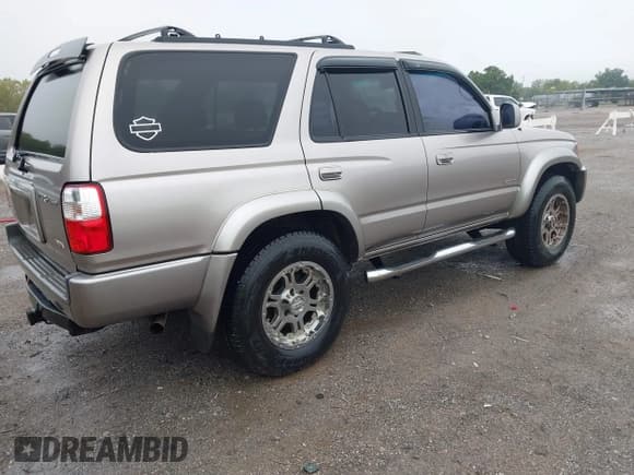 ✅ 2002 Toyota 4Runner SR5 • VIN: JT3HN86RX20390931 • Lot: 43166928. Listed on IAAI with 297,515 mi. Free auction sales archive from the USA and detailed vehicle history report at DreamBid. Image 4.
