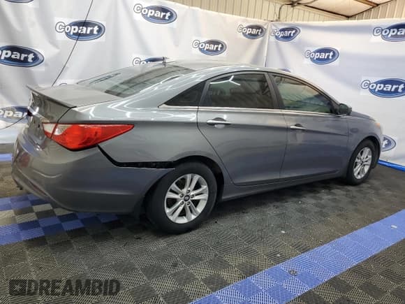 ✅ 2013 Hyundai Sonata GLS • VIN: 5NPEB4AC8DH579151 • Lot: 62319604. Listed on Copart with 144,124 mi. Free auction sales archive from the USA and detailed vehicle history report at DreamBid. Image 3.