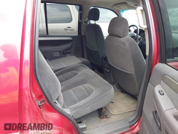 ✅ 2003 Ford Explorer XLT • VIN: 1FMZU73K33ZB37463 • Lot: 42489749. Wystawiony na IAAI z przebiegiem 148 735 mil. Bezpłatny archiwum sprzedaży aukcyjnych z USA i szczegółowy raport historii pojazdu na DreamBid. Zdjęcie 8.