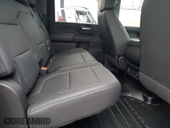 ✅ 2023 Chevrolet Silverado 3500 • VIN: 1GB4YSE78PF212720 • Lot: 85116844. Listed on Copart with 10,177 mi. Free auction sales archive from the USA and detailed vehicle history report at DreamBid. Image 10.