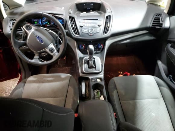 ✅ 2017 Ford C-Max SE • VIN: 1FADP5AU5HL104950 • Лот: 82293525. Опубликован ранее на Copart с пробегом 111 382 миль. Бесплатный доступ к архиву аукционных продаж из США и подробный отчёт об истории автомобиля на DreamBid. Изображение 8.