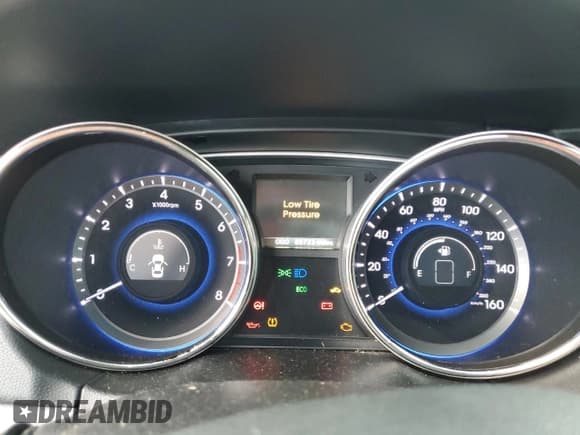 ✅ 2014 Hyundai Sonata Limited • VIN: 5NPEC4AB0EH865629 • Lot: 71375464. Wystawiony na Copart z przebiegiem 85 723 mil. Bezpłatny archiwum sprzedaży aukcyjnych z USA i szczegółowy raport historii pojazdu na DreamBid. Zdjęcie 9.