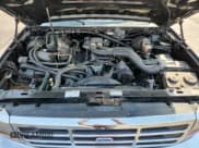 ✅ 1995 Ford F-250 • VIN: 1FTHX26G2SKA09000 • Лот: 69957715. Опубликован ранее на Copart с пробегом Не указан. Бесплатный доступ к архиву аукционных продаж из США и подробный отчёт об истории автомобиля на DreamBid. Изображение 11.