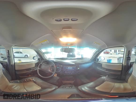 ✅ 2001 Dodge Durango • VIN: 1B4HS28ZX1F625870 • Лот: 57945145. Опубликован ранее на Copart с пробегом 121 669 миль. Бесплатный доступ к архиву аукционных продаж из США и подробный отчёт об истории автомобиля на DreamBid. Изображение 15.