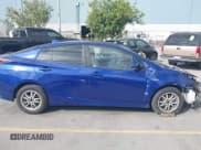 ✅ 2016 Toyota Prius Four • VIN: JTDKARFUXG3527783 • Lot: 42872599. Wystawiony na IAAI z przebiegiem 49 401 mil. Bezpłatny archiwum sprzedaży aukcyjnych z USA i szczegółowy raport historii pojazdu na DreamBid. Zdjęcie 14.