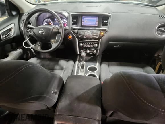 ✅ 2014 Nissan Pathfinder SL • VIN: 5N1AR2MN5EC678420 • Lot: 84638025. Wystawiony na Copart z przebiegiem 130 757 mil. Bezpłatny archiwum sprzedaży aukcyjnych z USA i szczegółowy raport historii pojazdu na DreamBid. Zdjęcie 8.