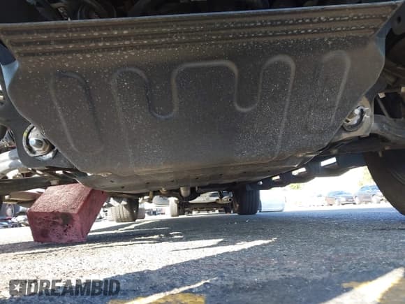 ✅ 2021 Chevrolet Silverado 1500 LT • VIN: 1GCPWCED9MZ411263 • Lot: 43615444. Listed on IAAI with 40,815 mi. Free auction sales archive from the USA and detailed vehicle history report at DreamBid. Image 21.